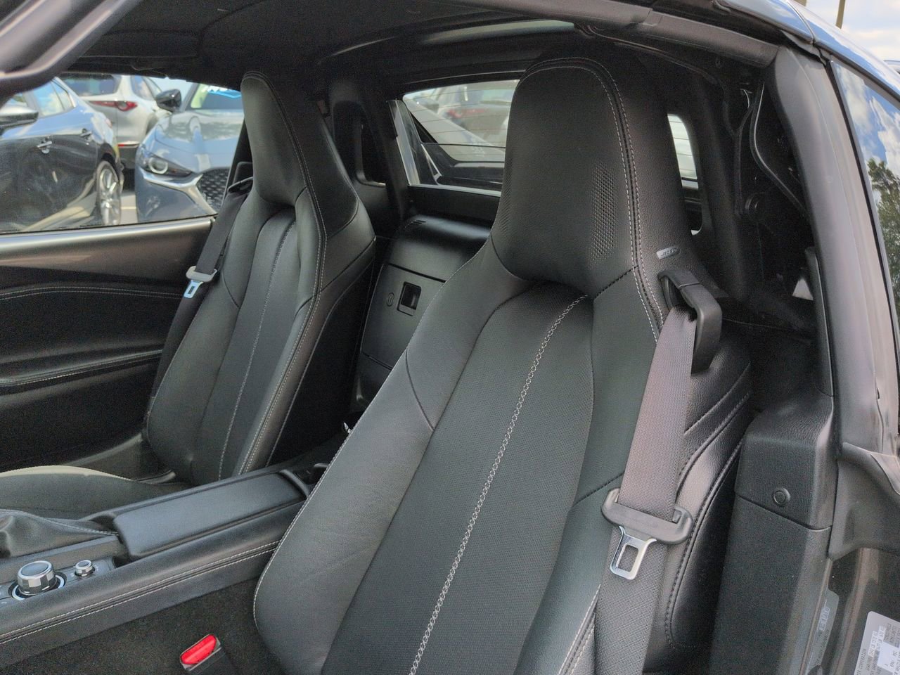 Used 2024 MAZDA MX-5 Miata RF Grand Touring w/ Weather Package RWD image 15