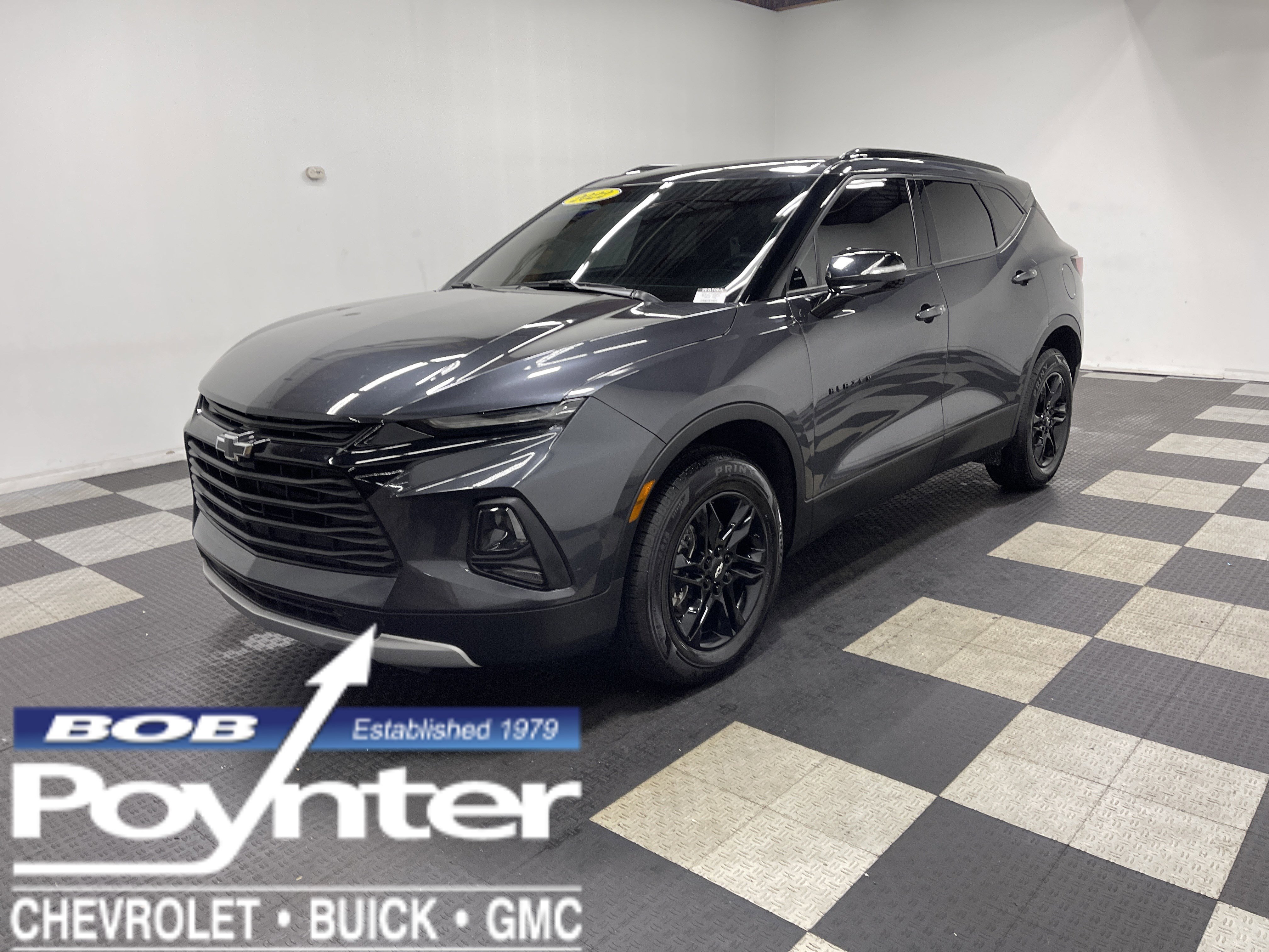 Used 2022 Chevrolet Blazer LT FWD image 1