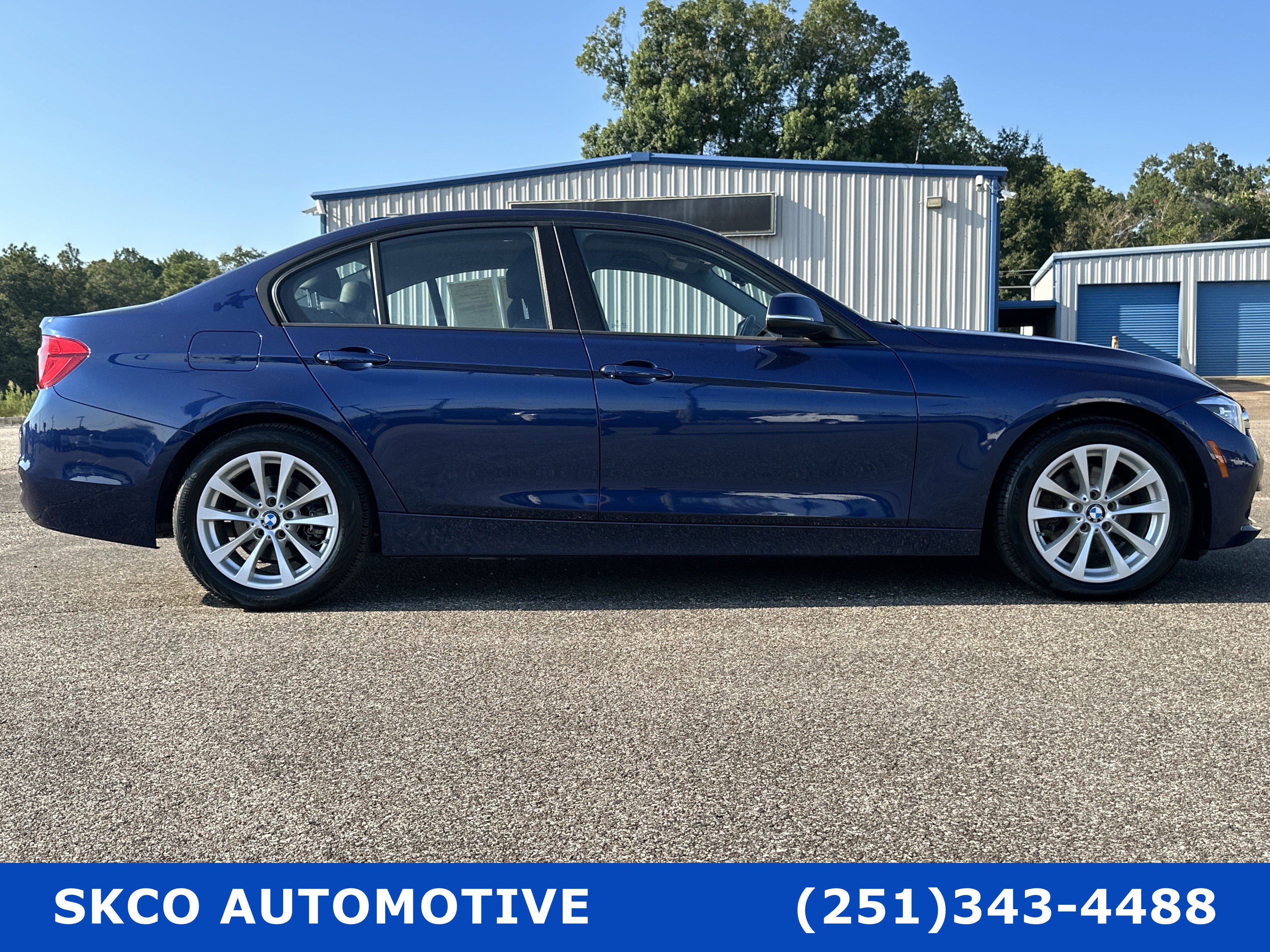 Used 2018 BMW 320i Sedan image 6