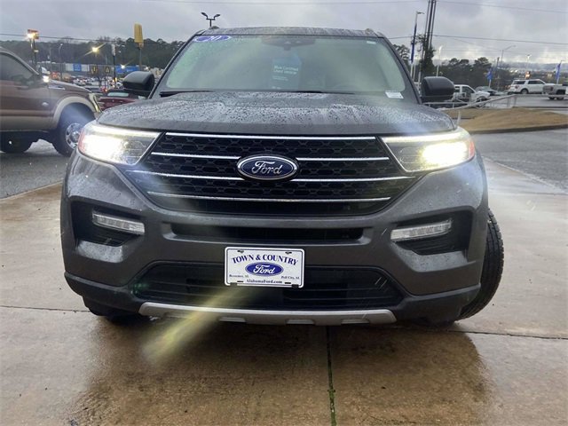 Certified 2020 Ford Explorer XLT w/ Equipment Group 202A image 7