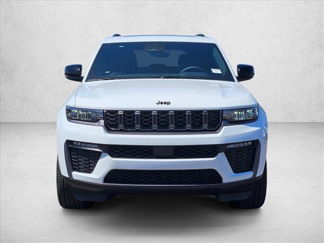 New 2026 Jeep Grand Cherokee Limited w/ Limited Altitude Package AWD/4WD image 6