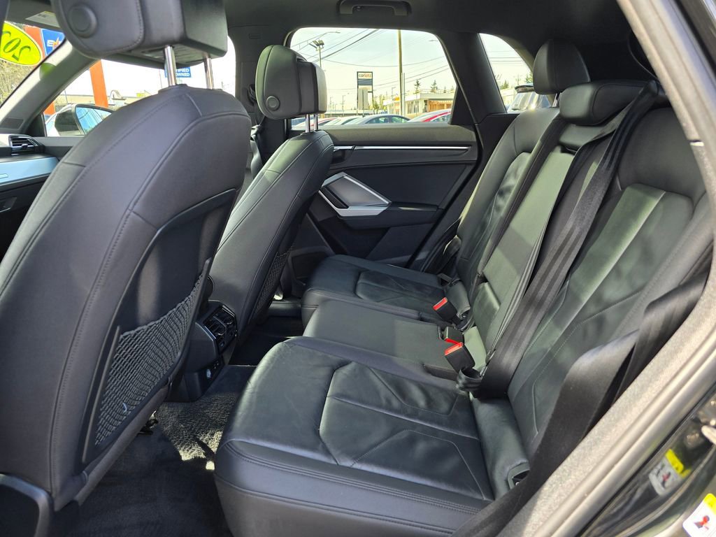 Used 2020 Audi Q3 2.0T Premium AWD/4WD image 18