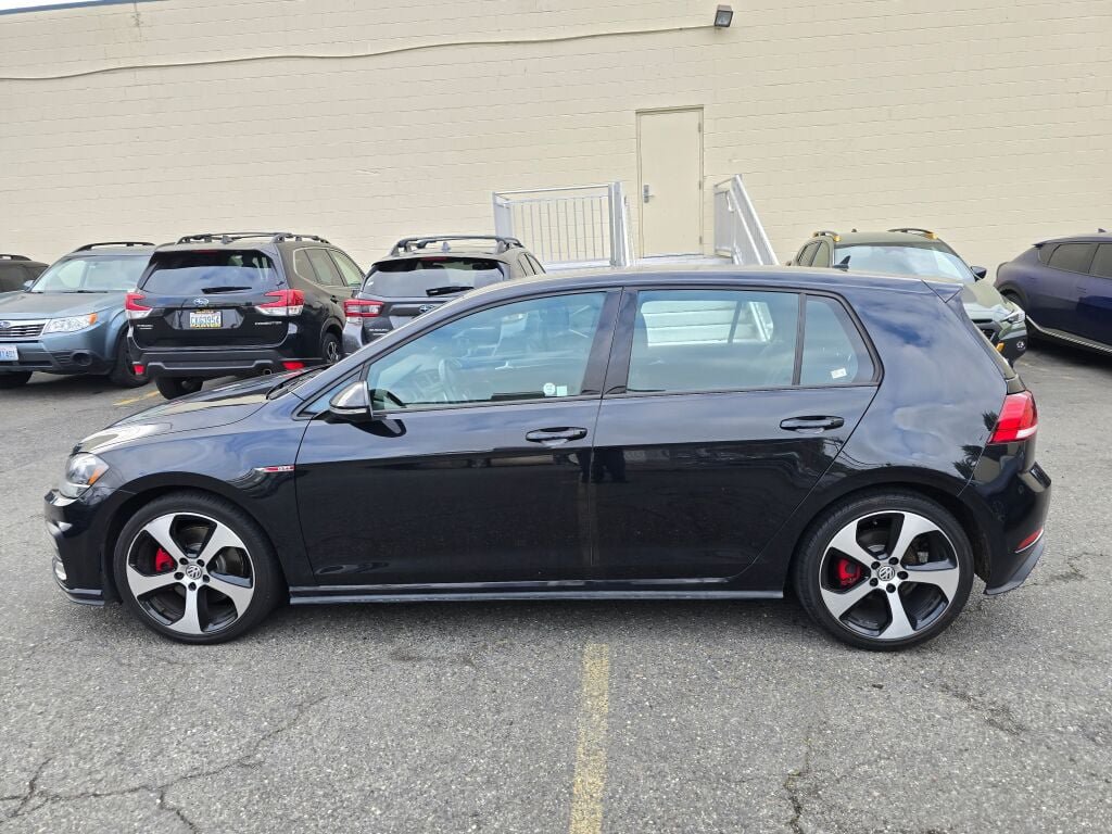 Used 2018 Volkswagen GTI S FWD image 4