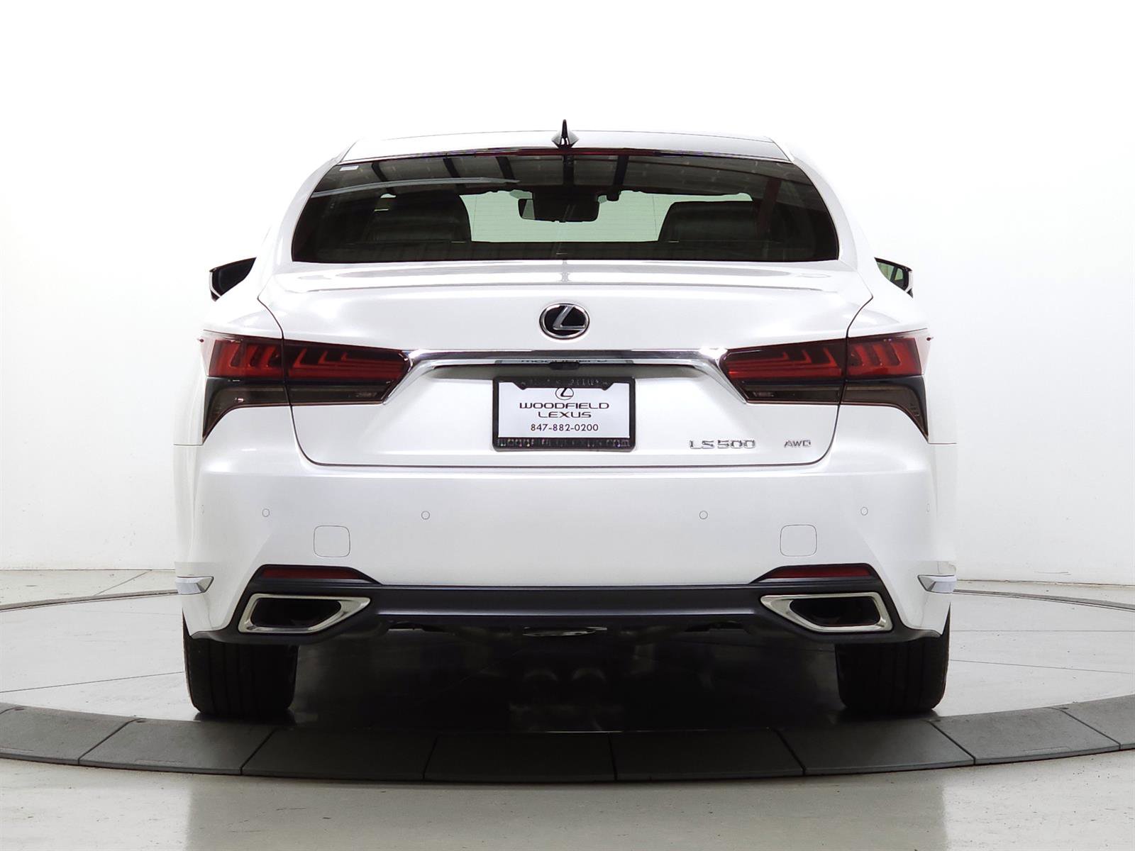 Used 2024 Lexus LS 500 AWD w/ Luxury Package image 6