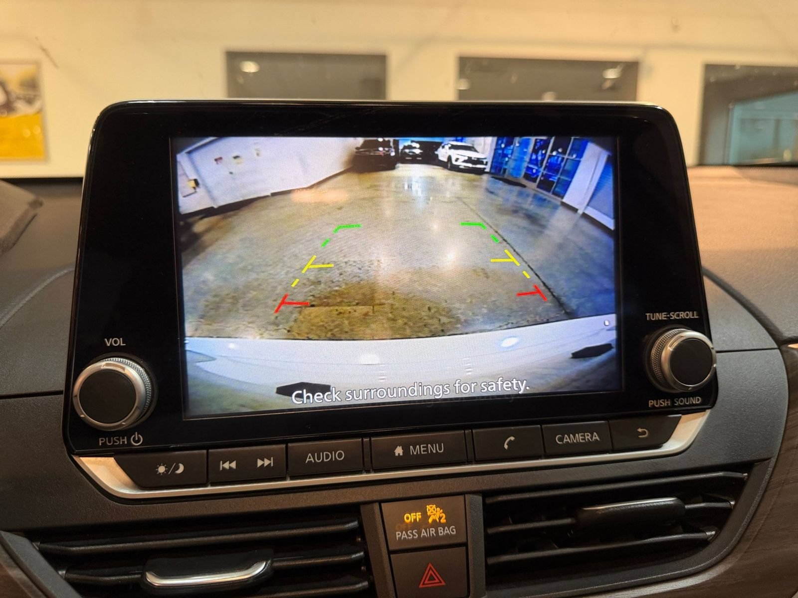 Used 2025 Nissan Altima 2.5 SV FWD image 22