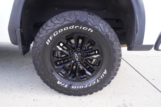 Used 2020 Chevrolet Silverado 1500 RST AWD/4WD image 39
