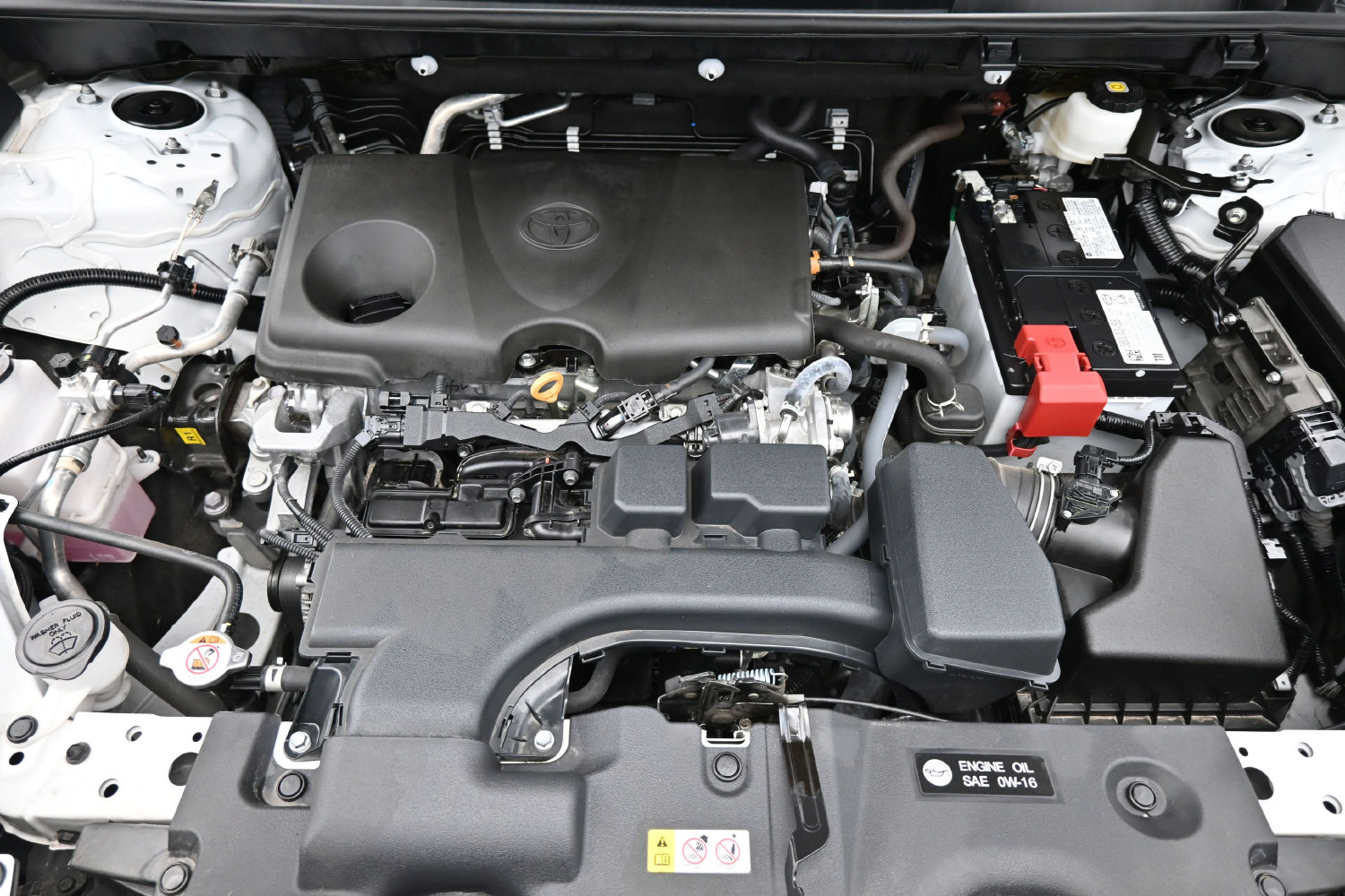 Used 2025 Toyota RAV4 XLE AWD/4WD image 27