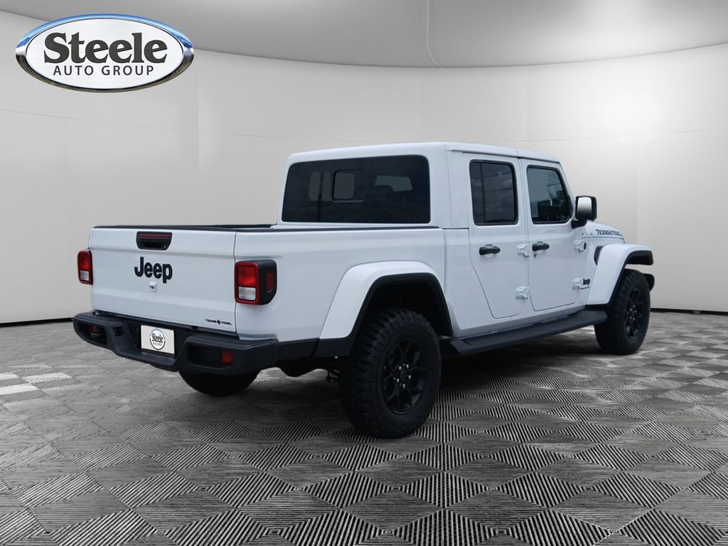 New 2025 Jeep Gladiator Sport image 5