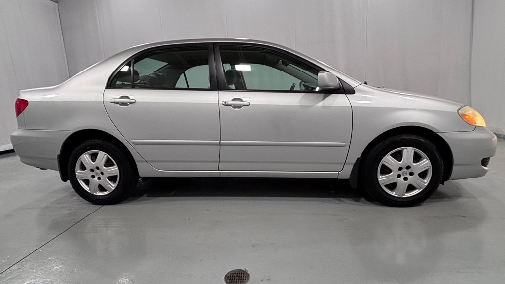 Used 2007 Toyota Corolla LE w/ Audio Value Pkg FWD image 4