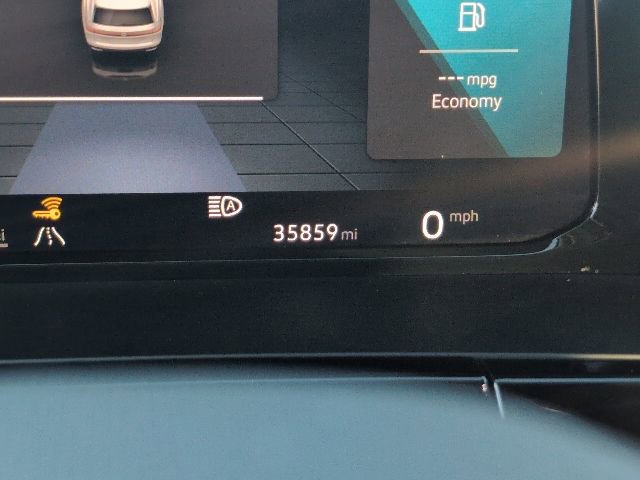 Used 2025 Volkswagen Atlas SE image 21