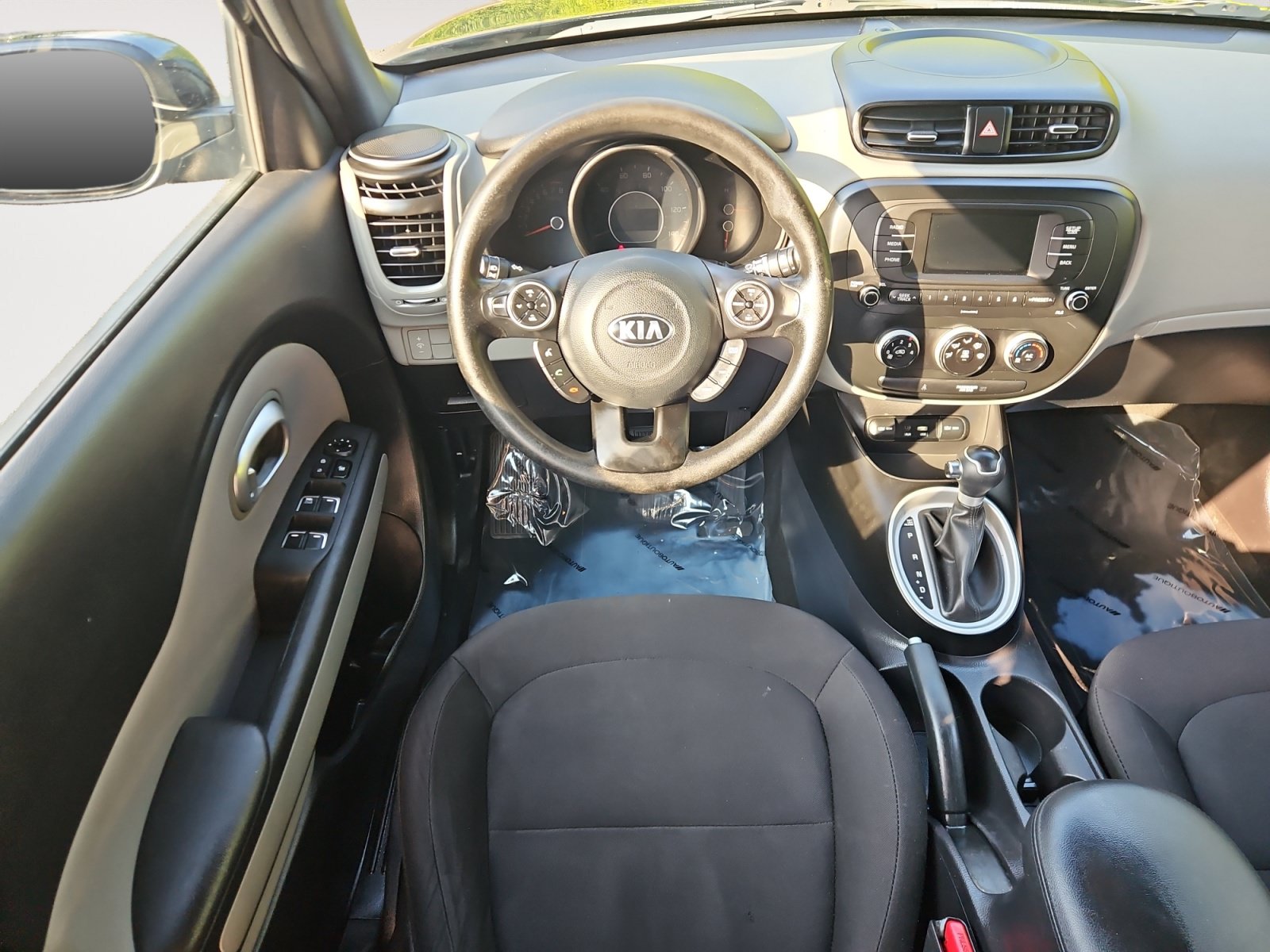 Used 2018 Kia Soul FWD image 10