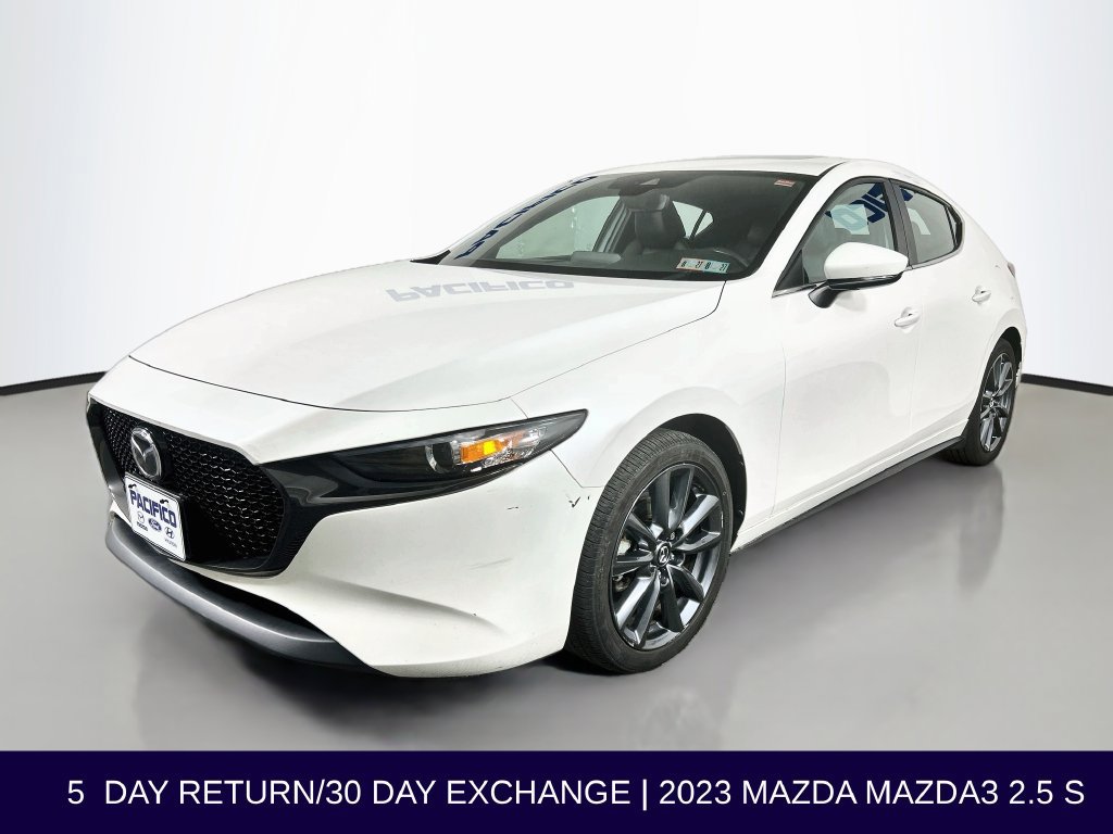 Used 2023 MAZDA MAZDA3 s FWD image 4