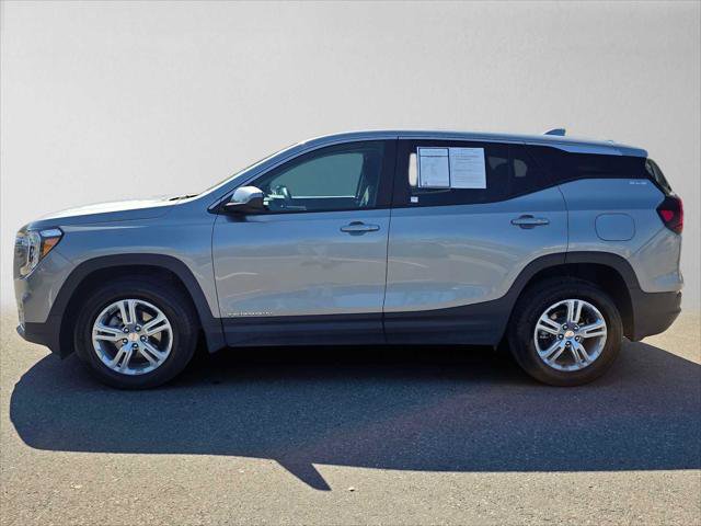 Used 2024 GMC Terrain SLE AWD/4WD image 6