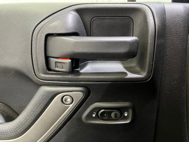 Used 2015 Jeep Wrangler Unlimited Sport w/ Quick Order Package 24S image 15