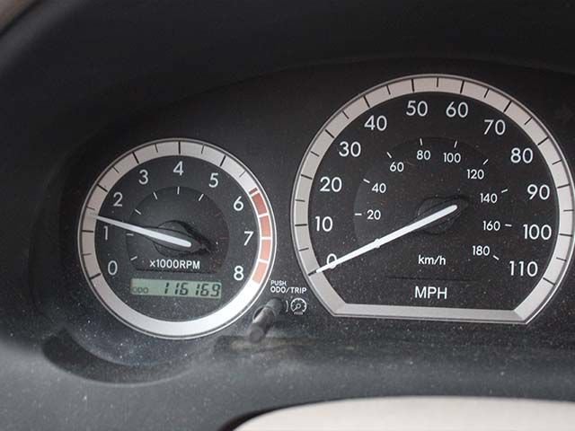 Used 2004 Toyota Sienna XLE w/ XLE Pkg 16 FWD image 10