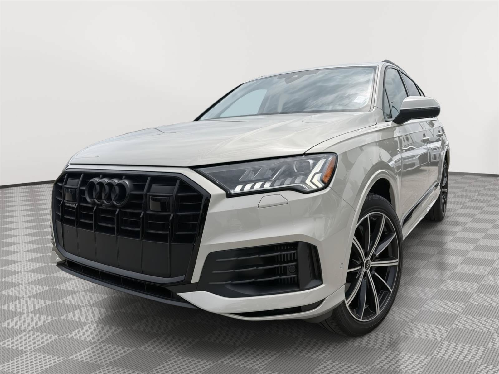 Certified 2023 Audi Q7 3.0T Premium Plus w/ Premium Plus Package AWD/4WD image 1