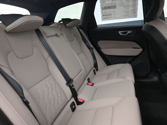 New 2026 Volvo XC60 B5 Plus w/ Protection Package Premier image 34