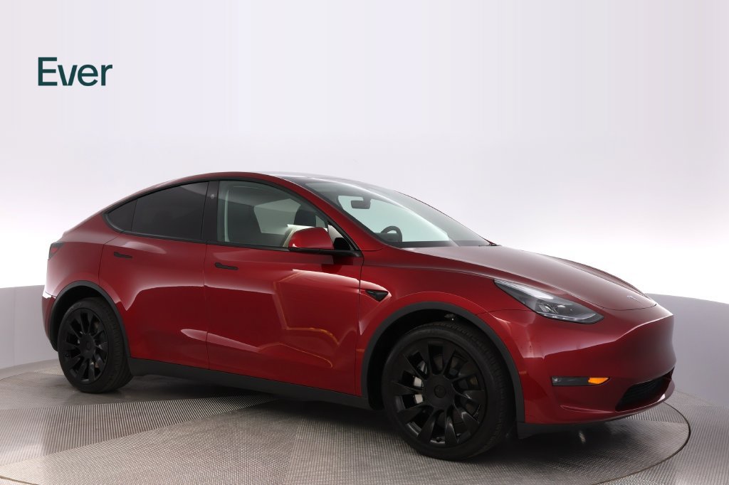 Used 2025 Tesla Model Y Long Range AWD/4WD image 14