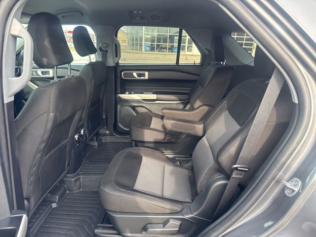 Used 2022 Ford Explorer XLT w/ Class IV Trailer Tow Package image 10