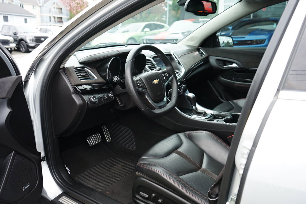 Used 2014 Chevrolet SS RWD image 15