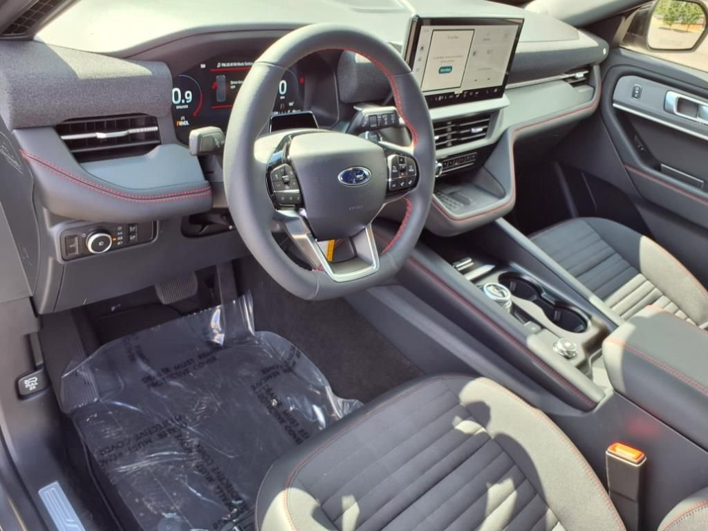 New 2025 Ford Explorer ST-Line w/ Premium Package image 6