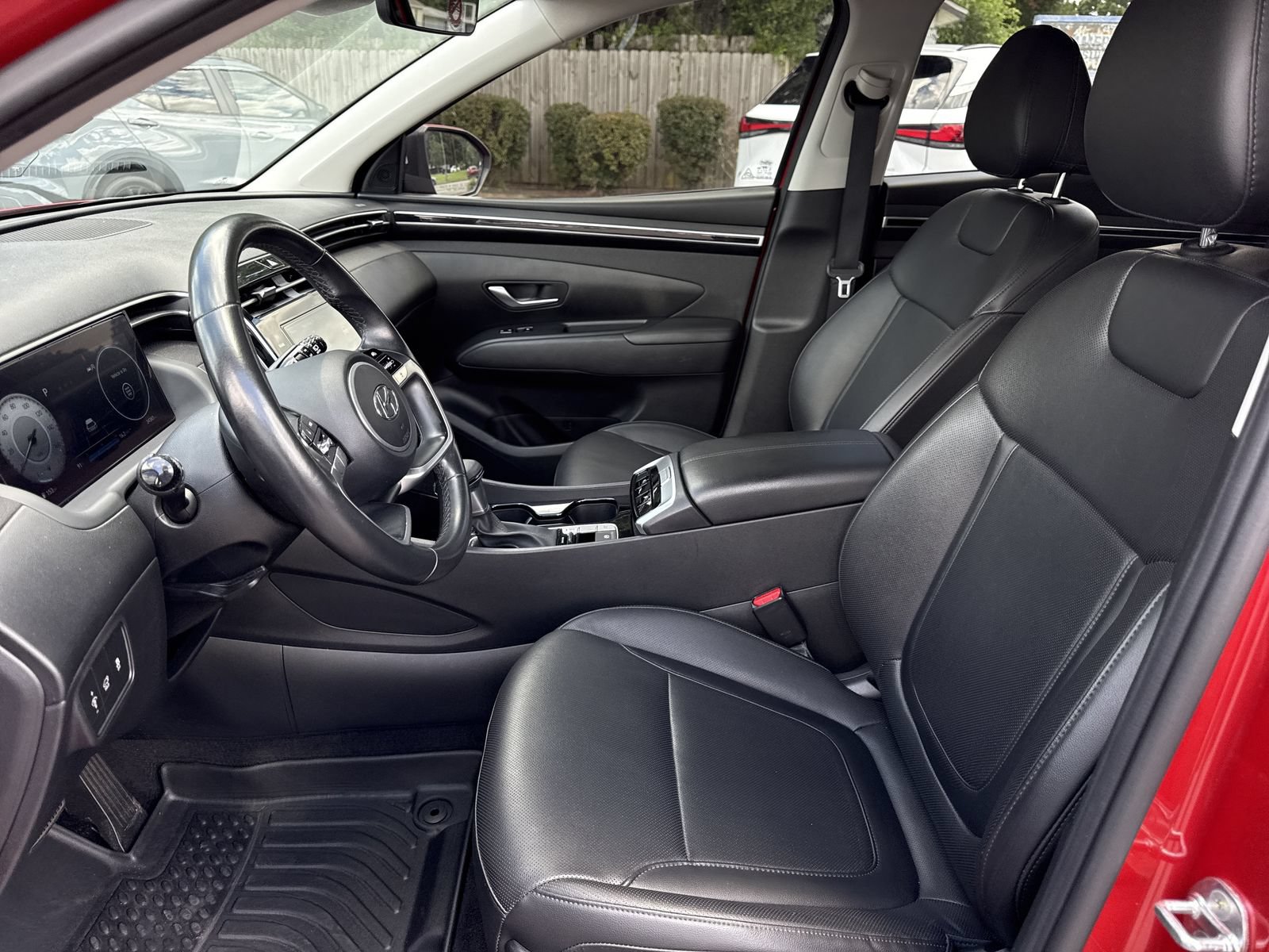 Used 2023 Hyundai Tucson SEL w/ Convenience Package FWD image 9