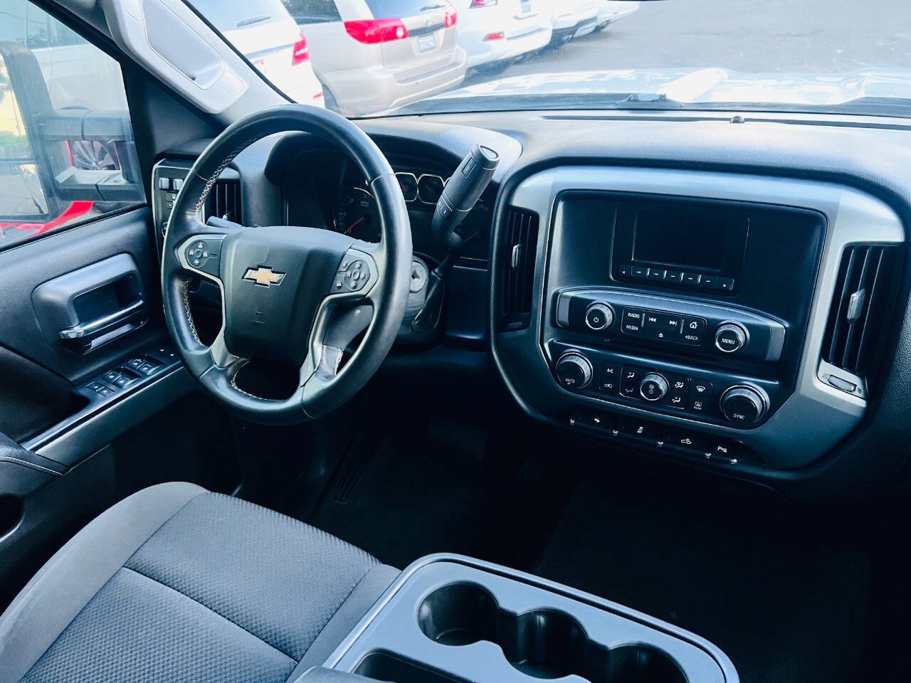 Used 2015 Chevrolet Silverado 2500 LT w/ LT Fleet Convenience Package AWD/4WD image 17