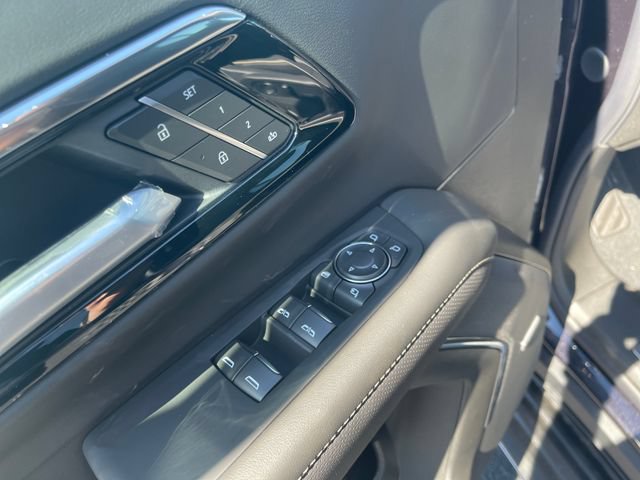 New 2026 Chevrolet Tahoe Premier w/ Sun And Tow Package AWD/4WD image 12
