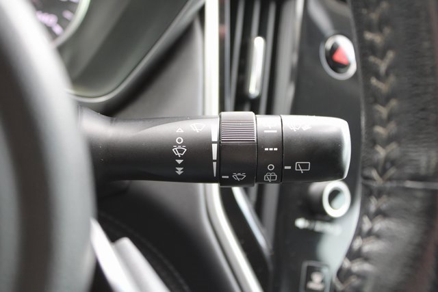 Used 2020 Subaru Outback Limited image 32