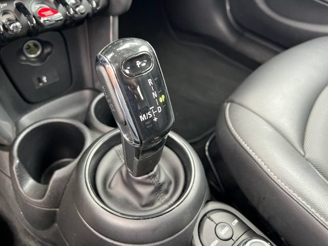 Used 2022 MINI Cooper 4-Door Hardtop FWD image 20