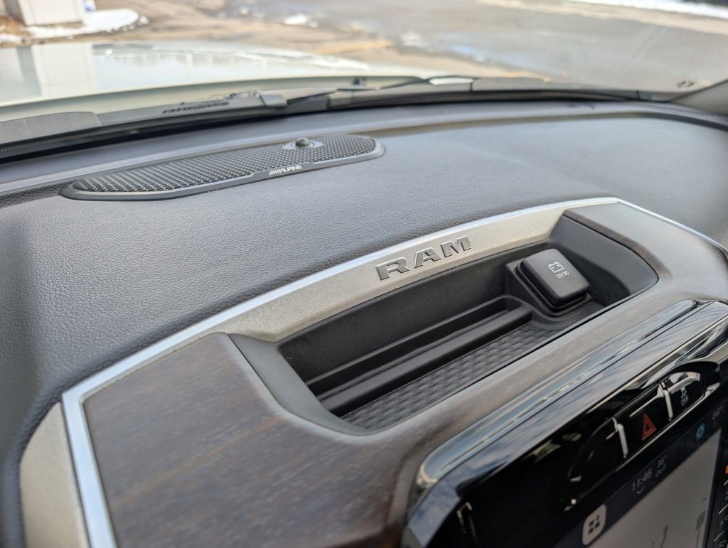 Used 2024 RAM 2500 Laramie image 31