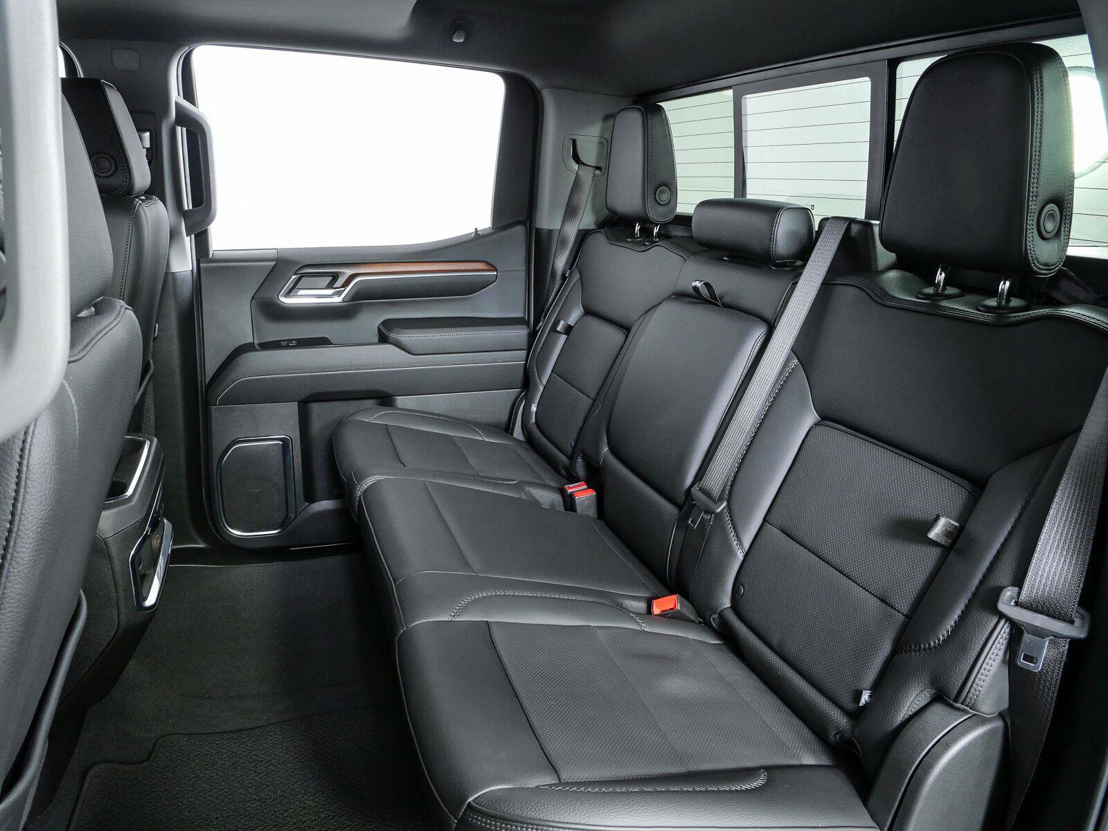 Used 2024 GMC Sierra 1500 Denali AWD/4WD image 22