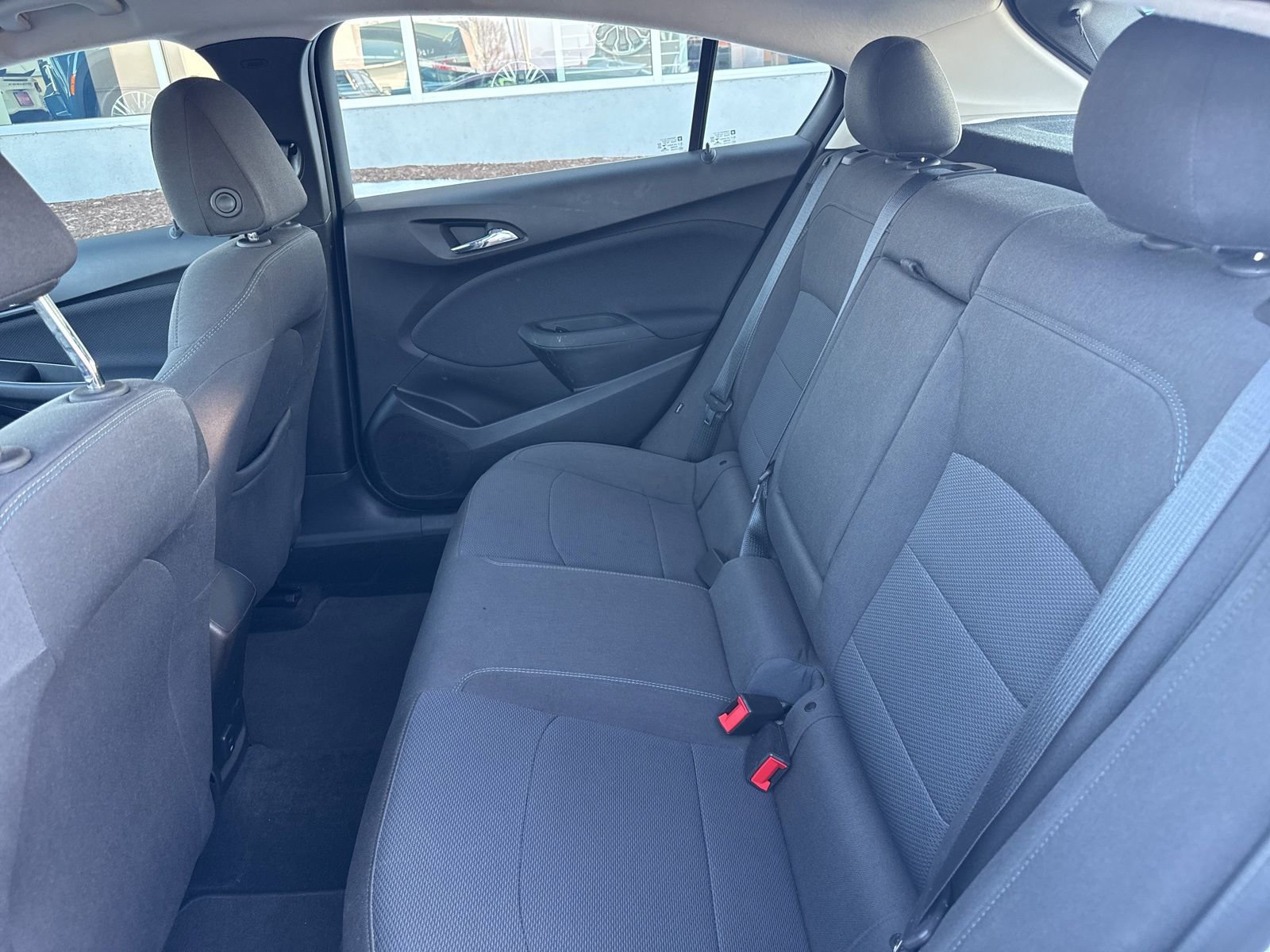 Used 2018 Chevrolet Cruze LT w/ Convenience Package image 16