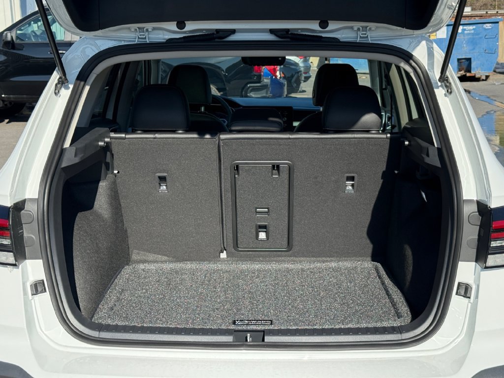 New 2027 Volkswagen Taos SEL AWD/4WD image 26