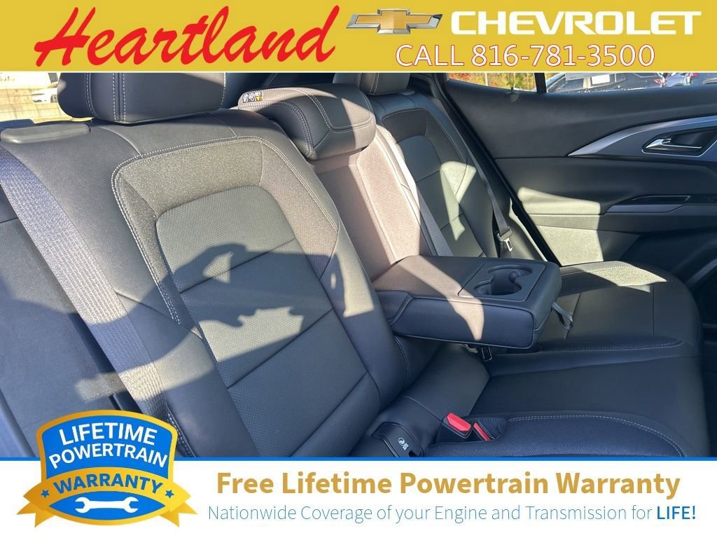 New 2026 Chevrolet Equinox EV LT w/ LPO, Blackout Package FWD image 43