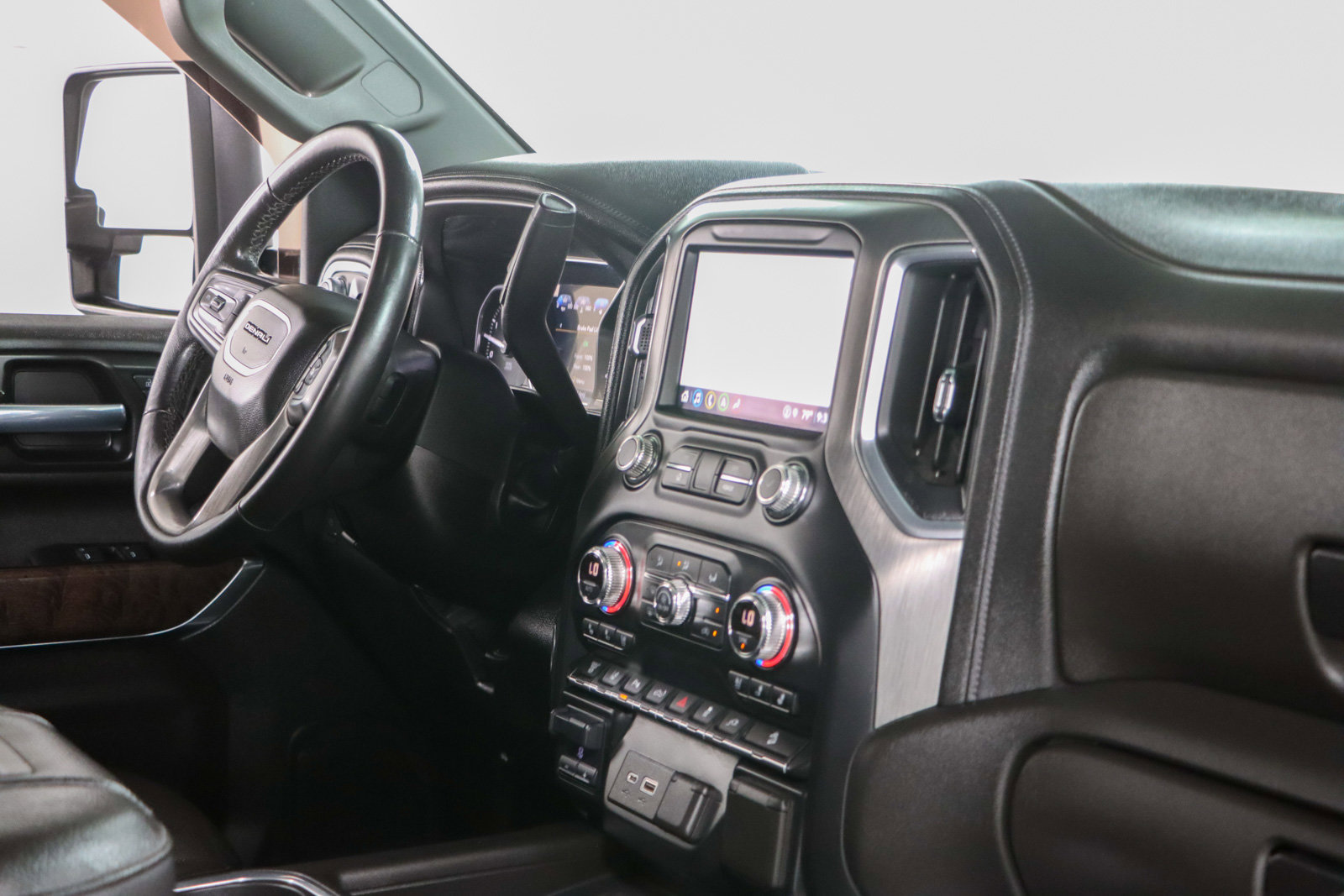 Used 2021 GMC Sierra 2500 Denali w/ Denali Ultimate Package AWD/4WD image 29
