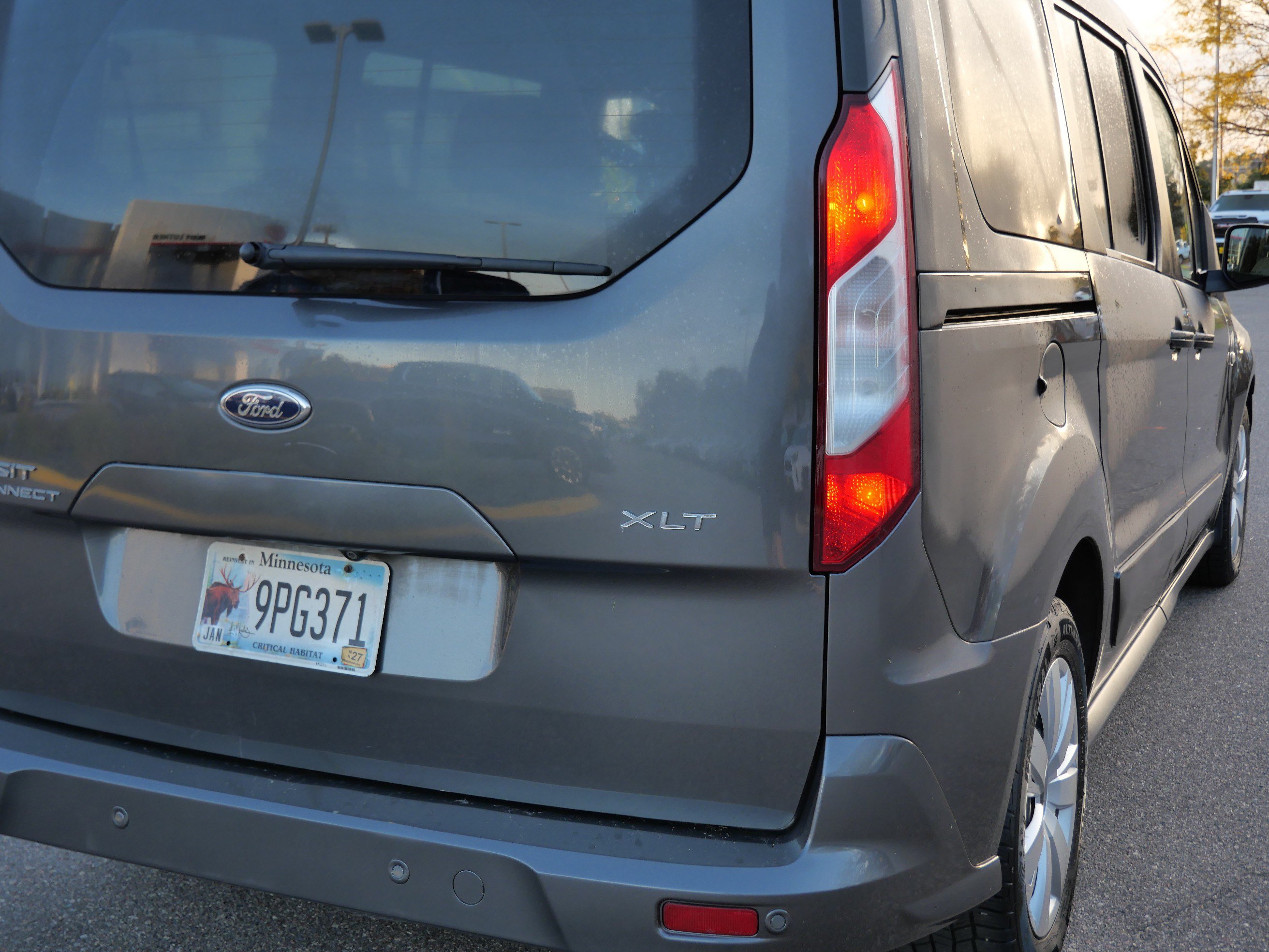 Used 2015 Ford Transit Connect XLT FWD image 17