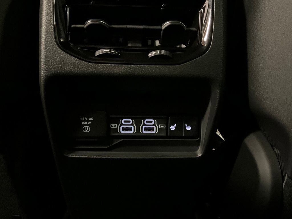 New 2025 Jeep Grand Cherokee Limited w/ Trailer Tow Package image 14