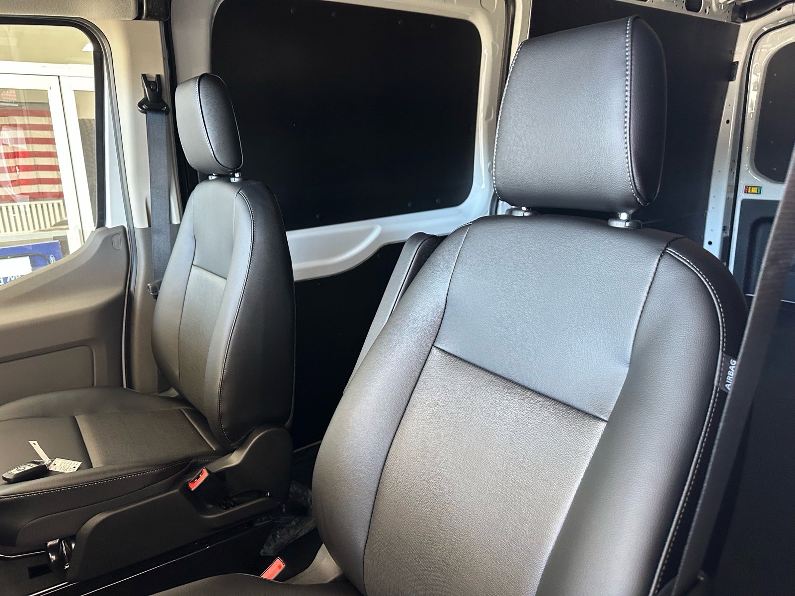 New 2026 Ford Transit 250 148 Medium Roof w/ Exterior Upgrade Package image 25