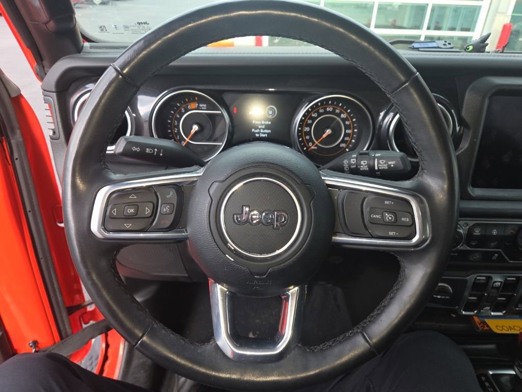 Used 2023 Jeep Wrangler Unlimited Sahara AWD/4WD image 14