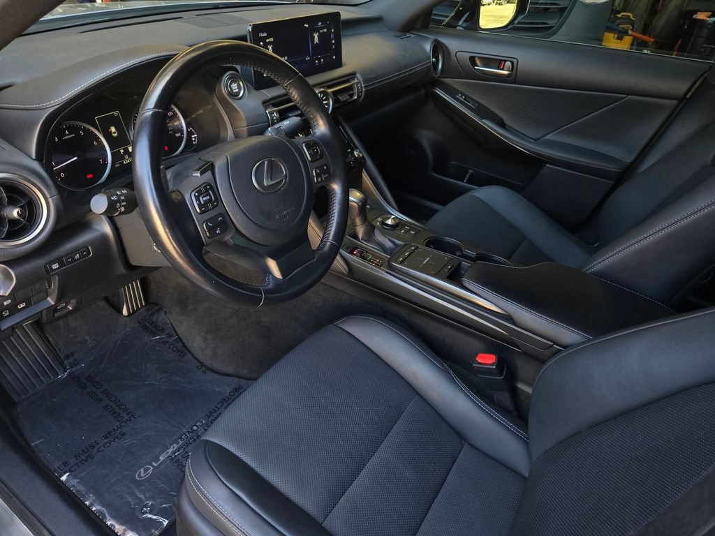 Used 2022 Lexus IS 300 AWD w/ Premium Package image 10