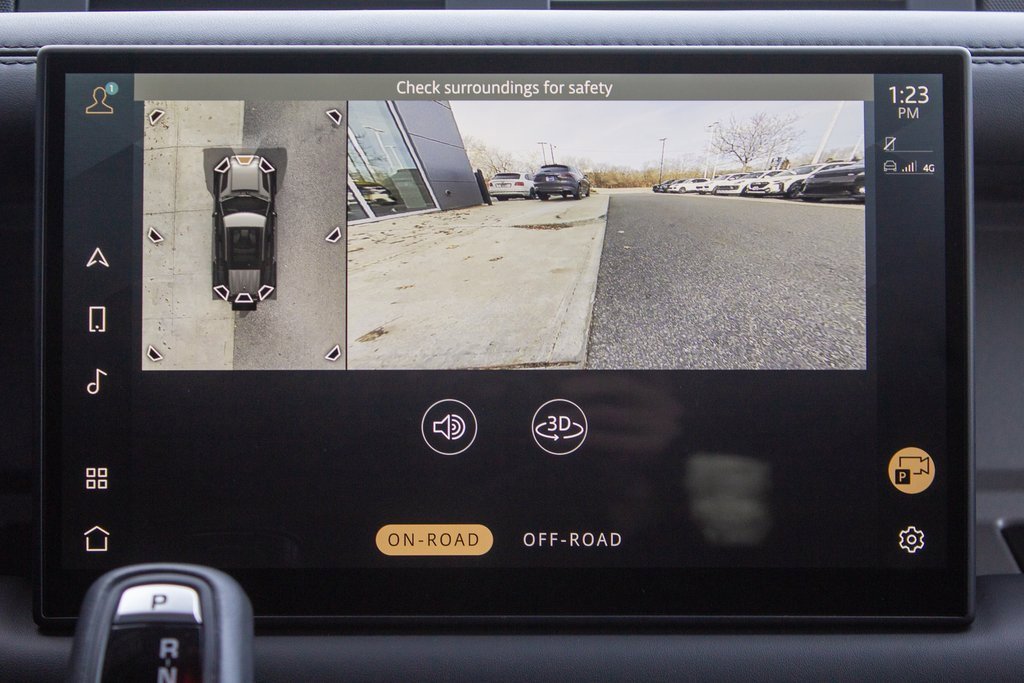 Used 2025 Land Rover Defender 110 V8 image 18