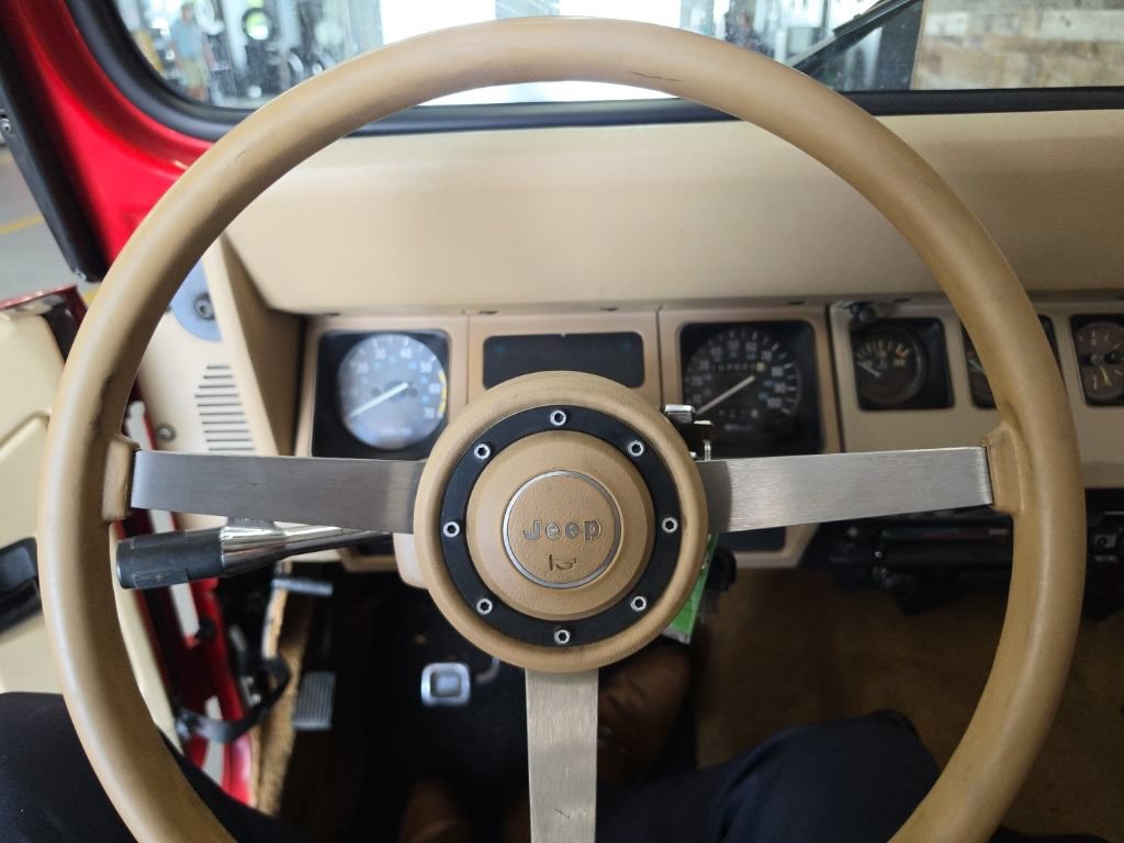 Used 1989 Jeep Wrangler 4WD image 9