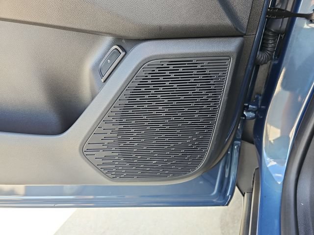 New 2027 Chevrolet Equinox RS w/ Safety and Technology Package FWD image 24