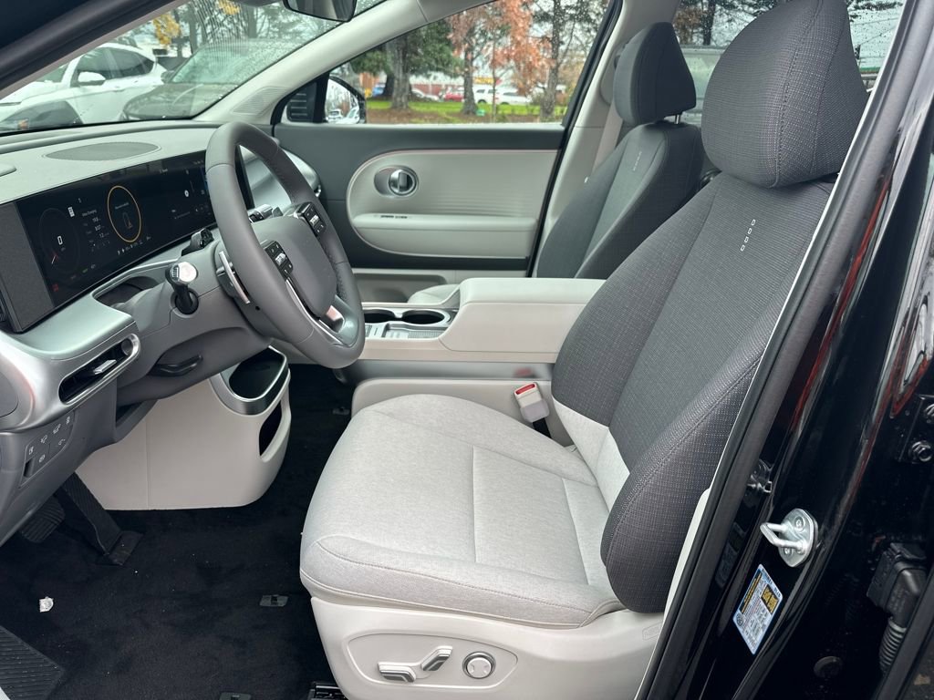 New 2026 Hyundai Ioniq 9 S image 13