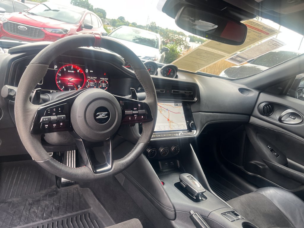 Used 2024 Nissan Z NISMO w/ Floor Mat Package RWD image 29