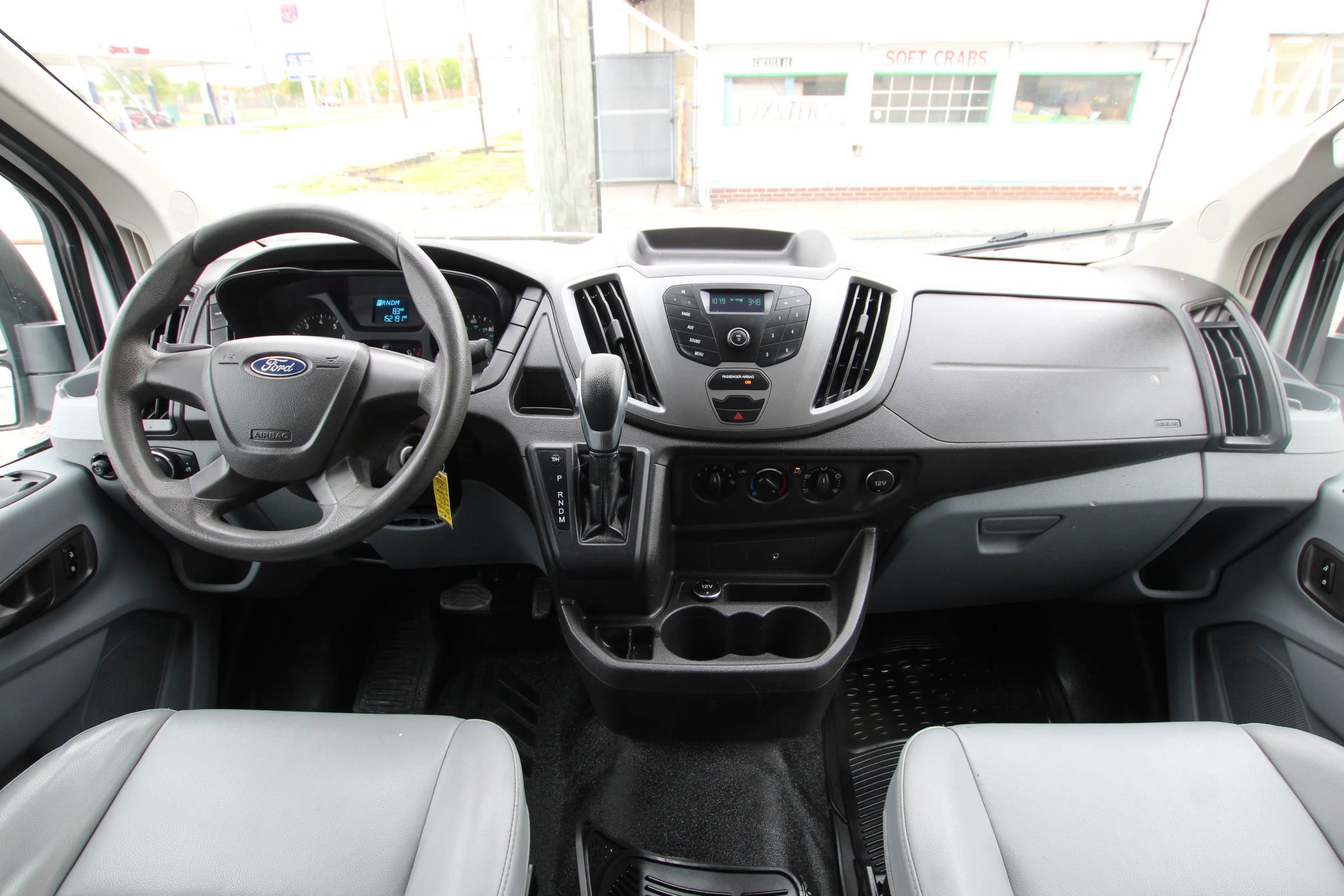 Used 2015 Ford Transit 150 130 Low Roof w/ Exterior Upgrade Package RWD image 13