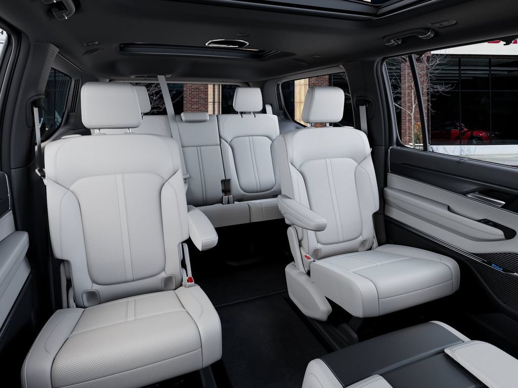 New 2026 Jeep Grand Wagoneer Summit w/ Premium Group III AWD/4WD image 15