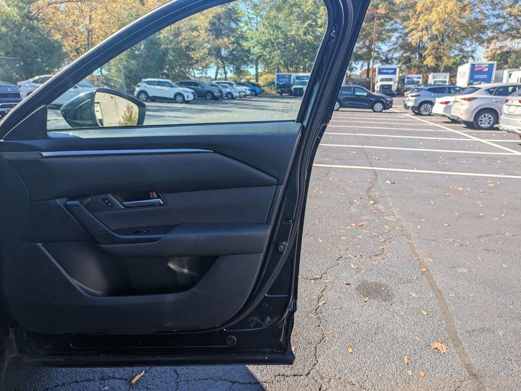 Used 2025 MAZDA CX-50 AWD 2.5 S w/ Preferred Package image 28