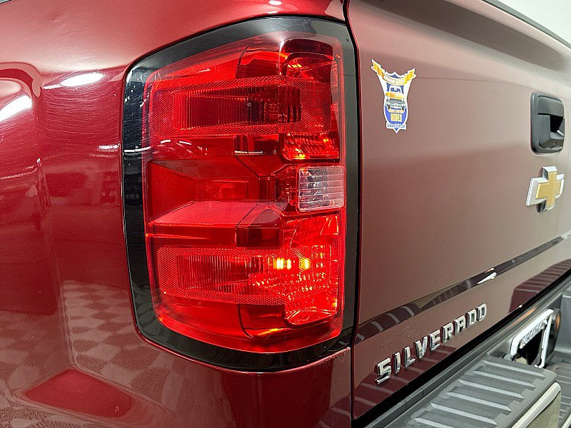 Used 2018 Chevrolet Silverado 1500 LT w/ All Star Edition RWD image 22
